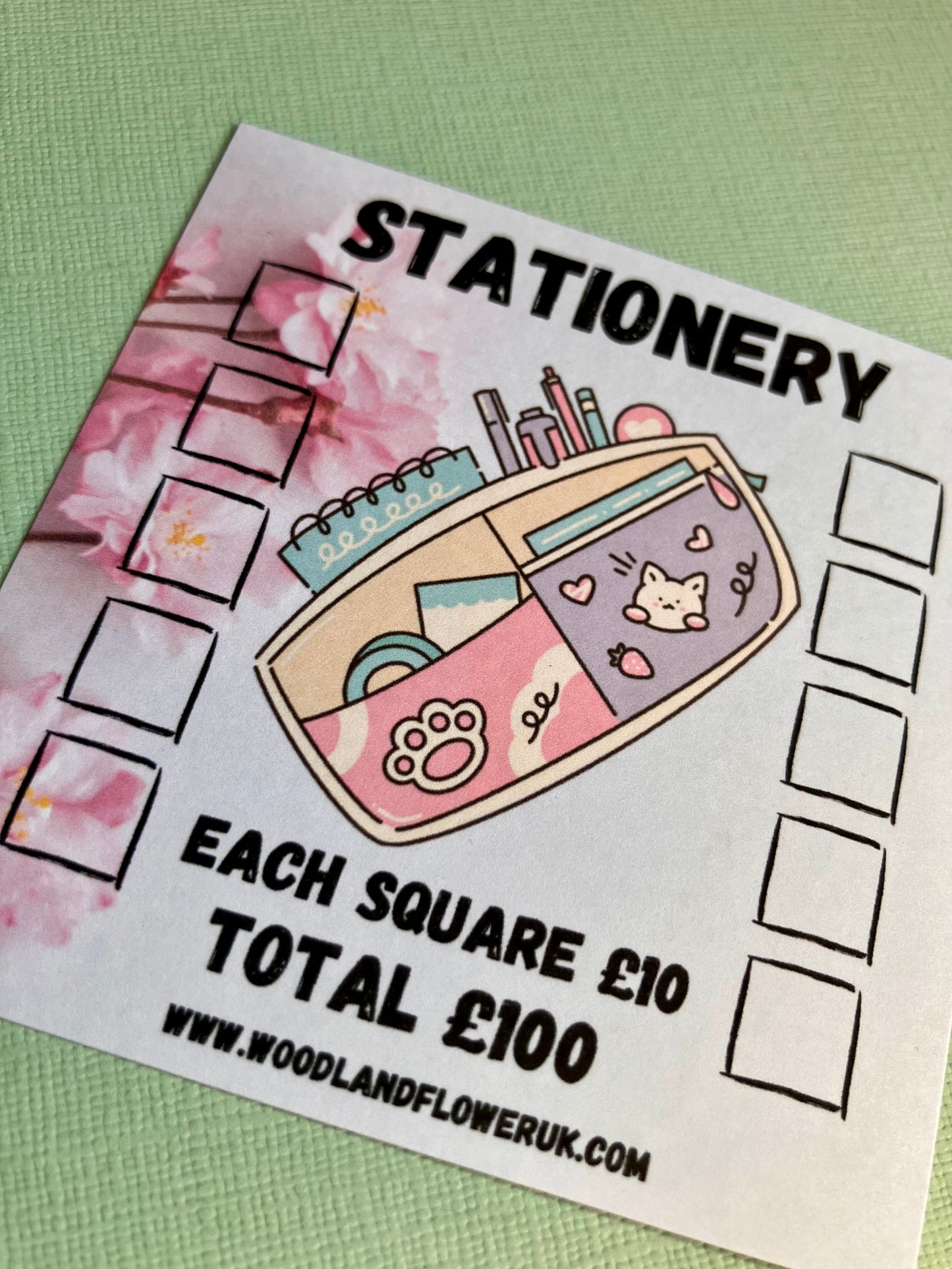 Square mini saving challenge ( Stationery )