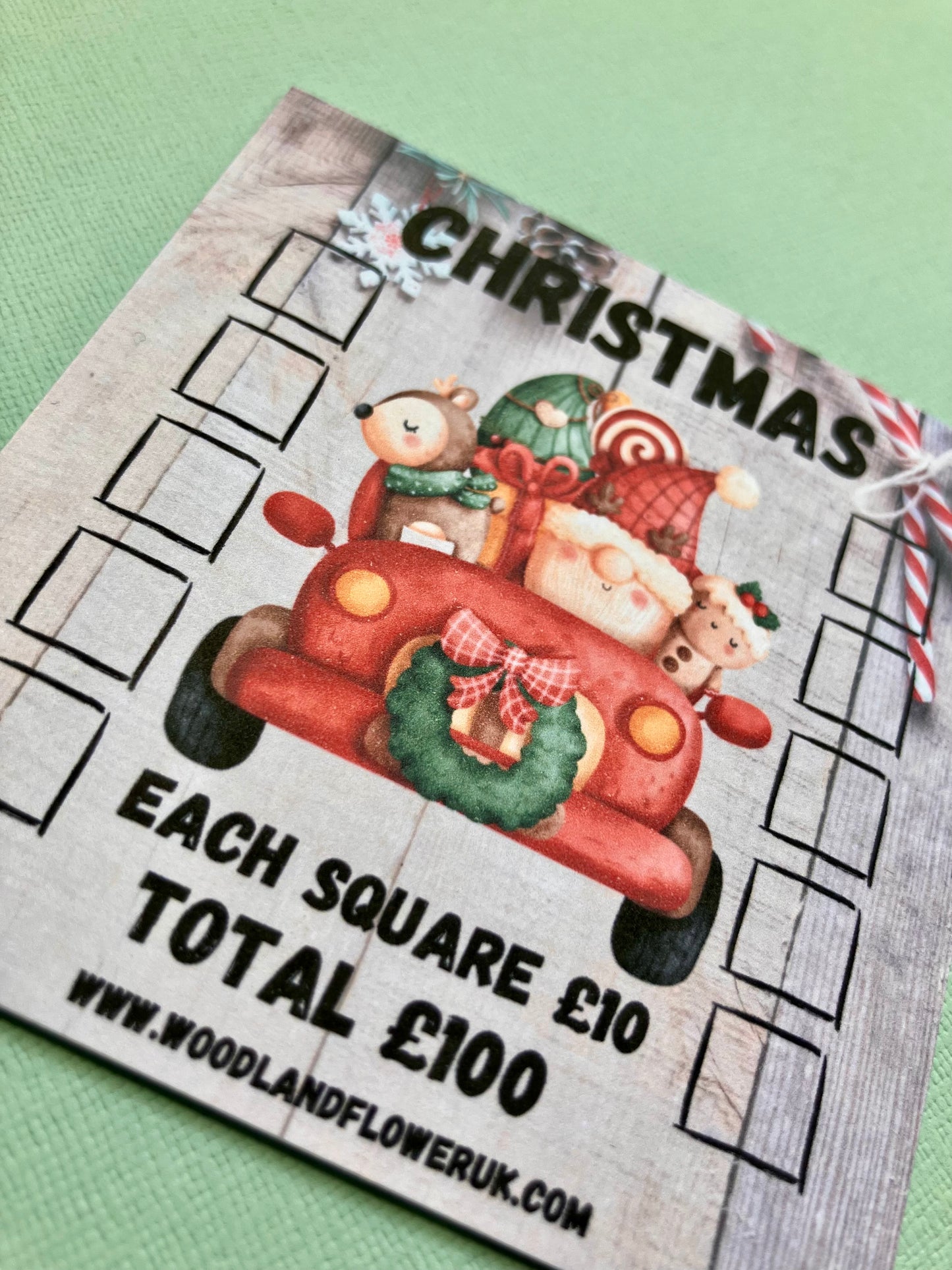 Square mini saving challenge ( Christmas )