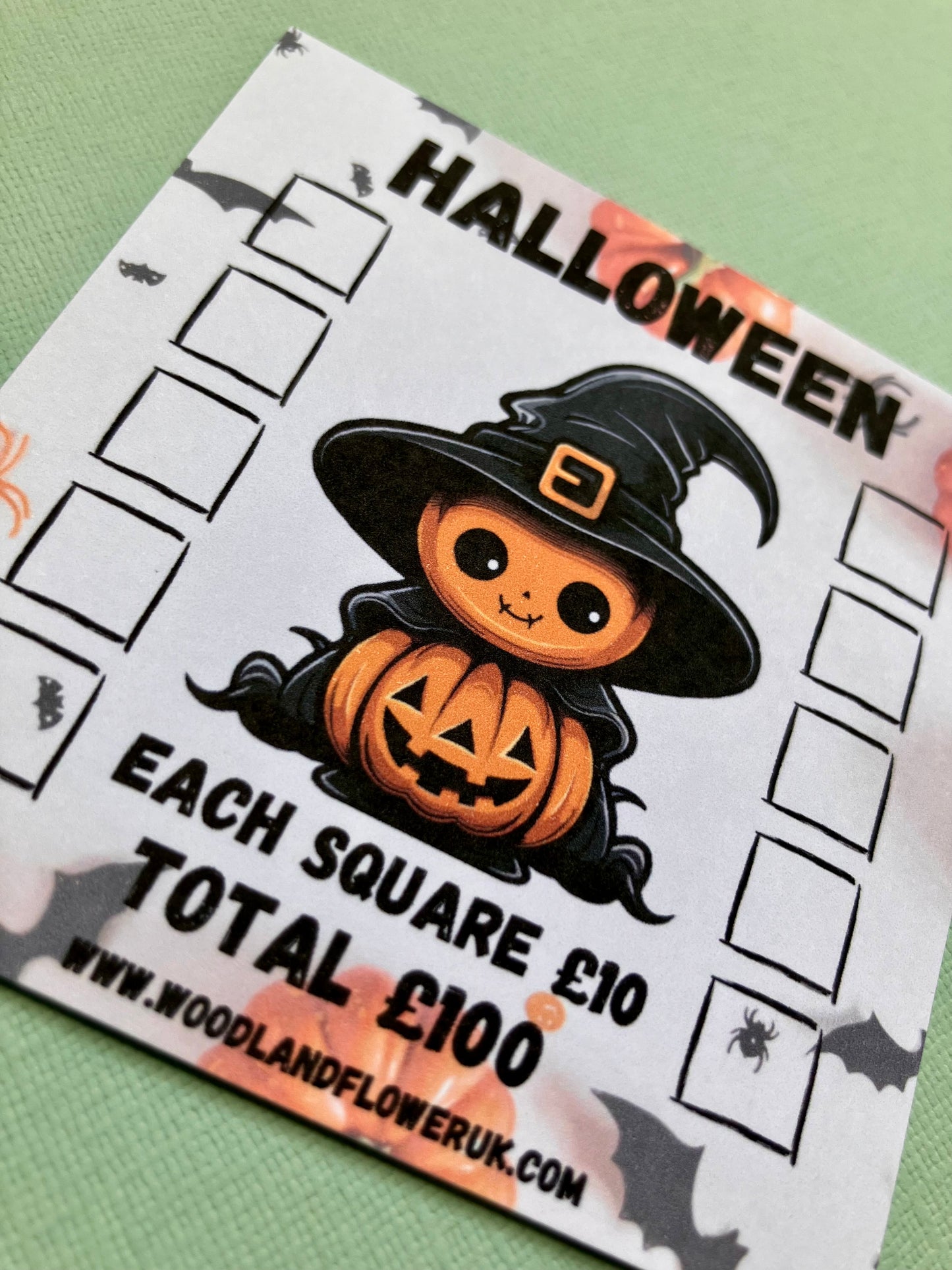 Square mini saving challenge ( Halloween )