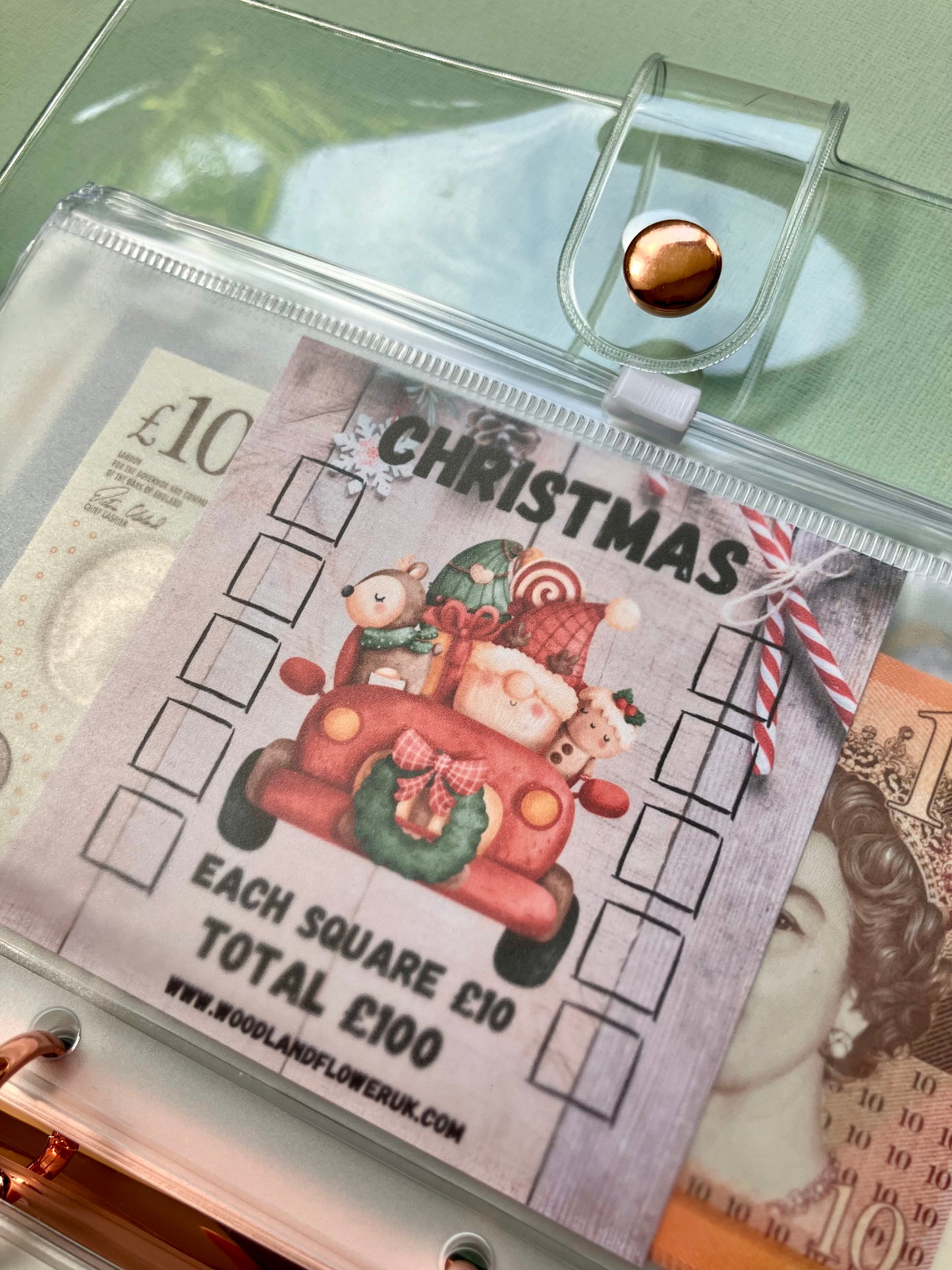 Square mini saving challenge ( Christmas )